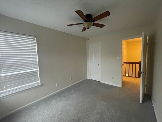 Building Photo - Kempsville Lake