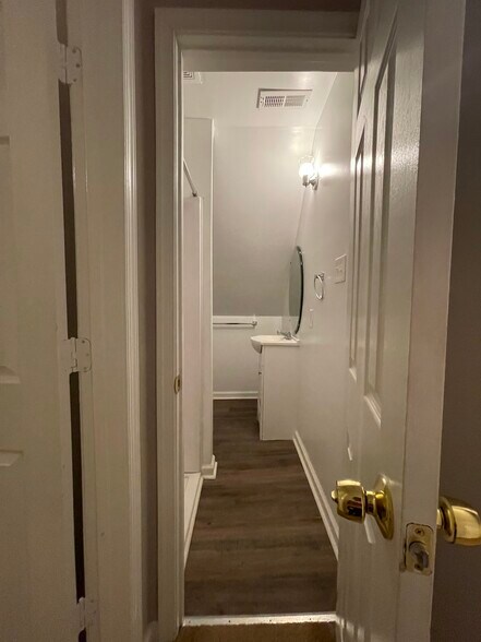 2nd bathroom (upstairs ) - 9224 Robin Rd