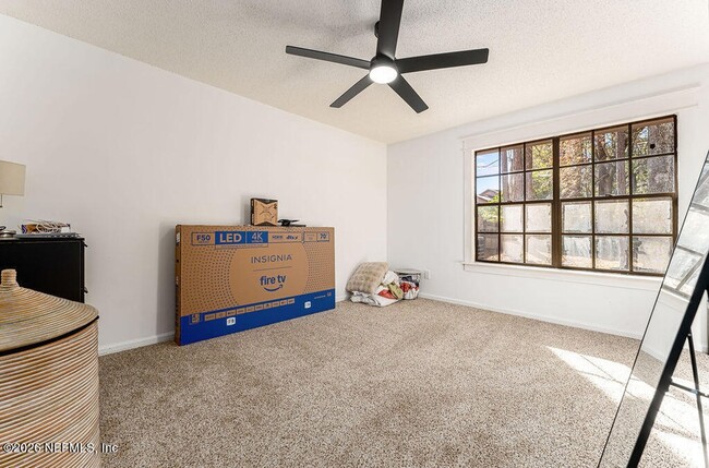 Building Photo - 11442 Squire Way Ln