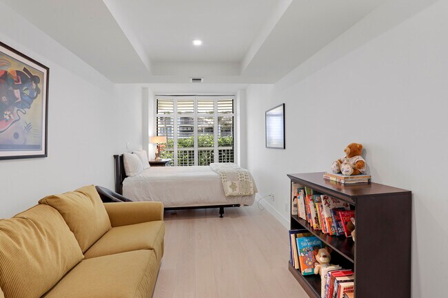 Building Photo - 3300 S Ocean Blvd