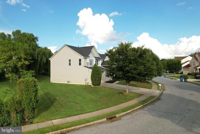 Building Photo - 106 Europa Blvd
