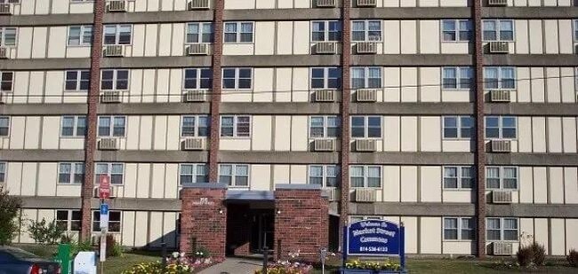 Primary Photo - 350 Market St
