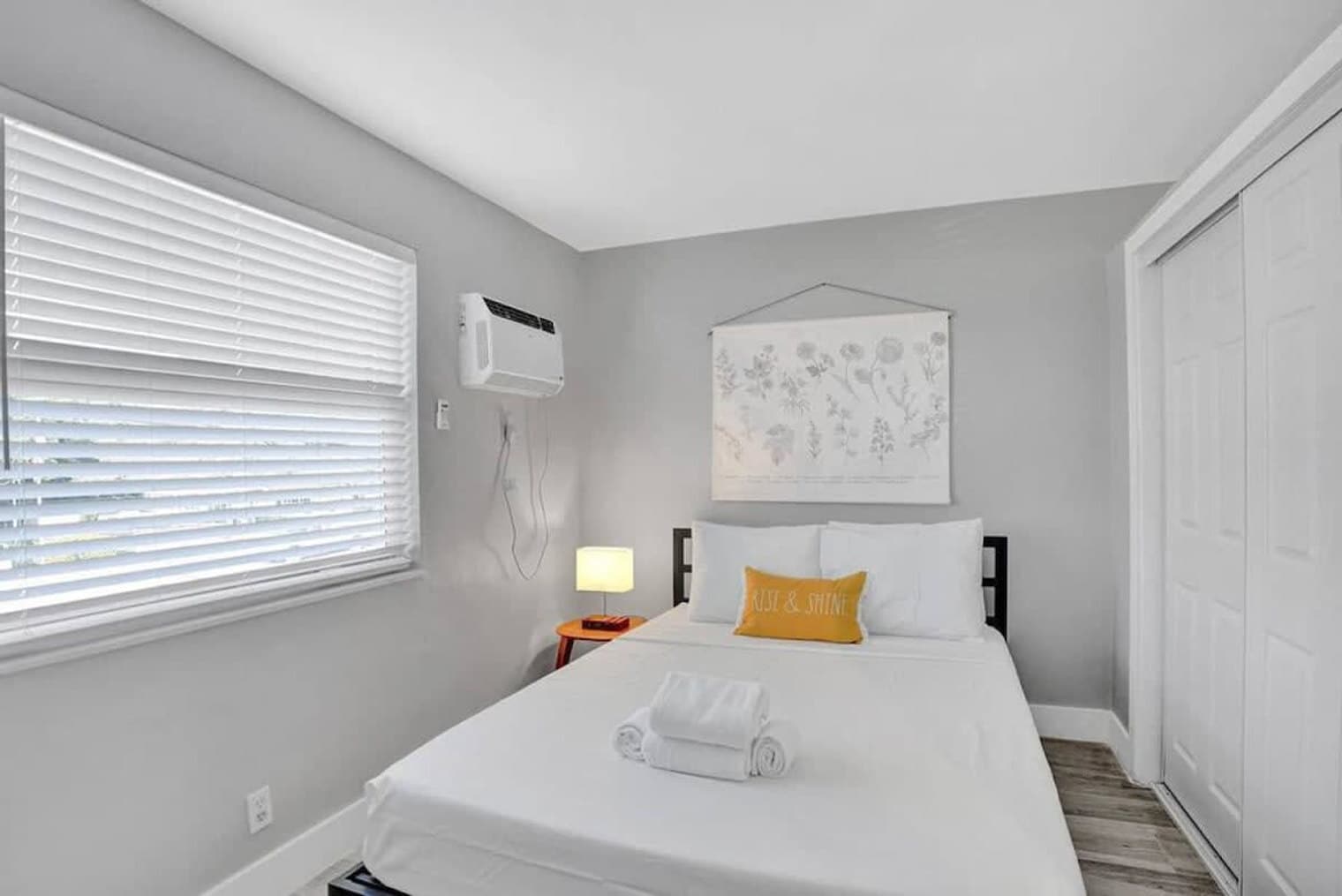 Building Photo - 50 Davie Blvd