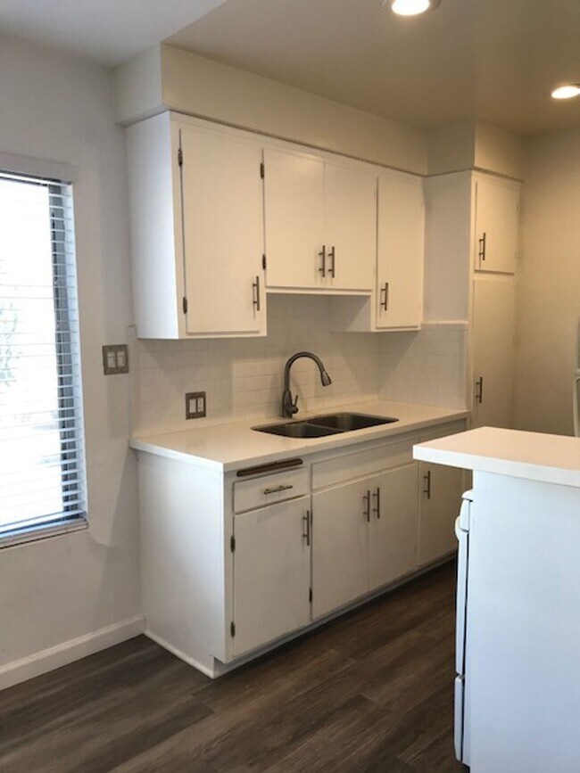 Interior Photo - 1721 Westgate Ops.
