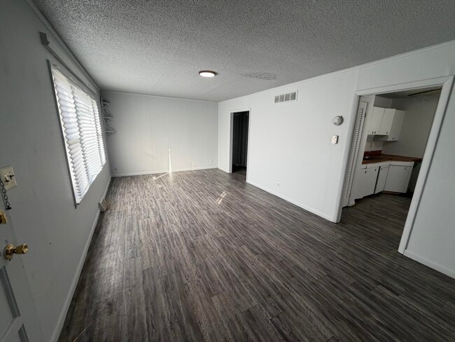 Building Photo - 1541 Fairchild-E