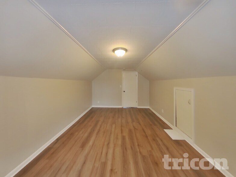 Building Photo - 3105 Georgia Ave S