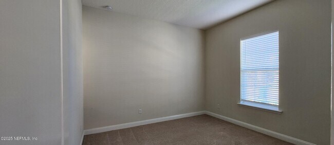 Building Photo - 2711 Tartus Dr