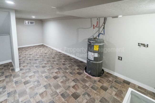 Building Photo - 508 E Rich Ave