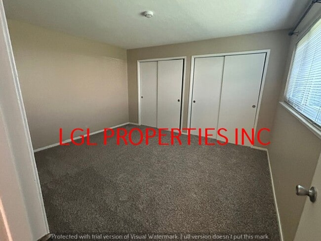Building Photo - MontTrust2623