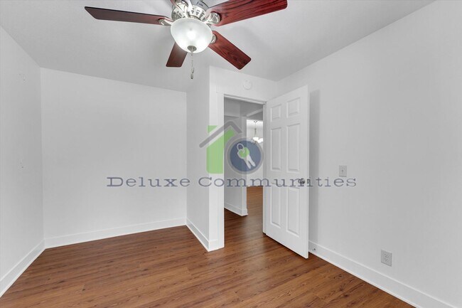 Building Photo - 3 Bedroom 1 Bathroom Apartment in ALTO!!