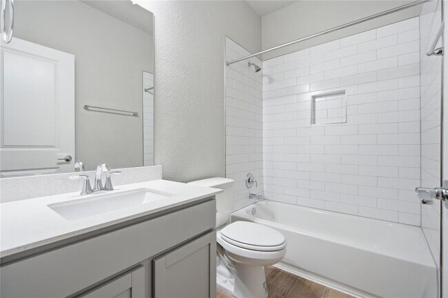 Building Photo - 135A Pinnacle Ln