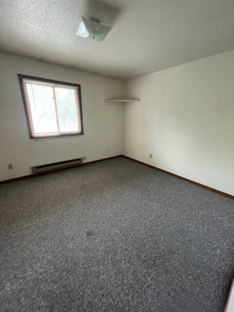 Building Photo - 903 Pine St