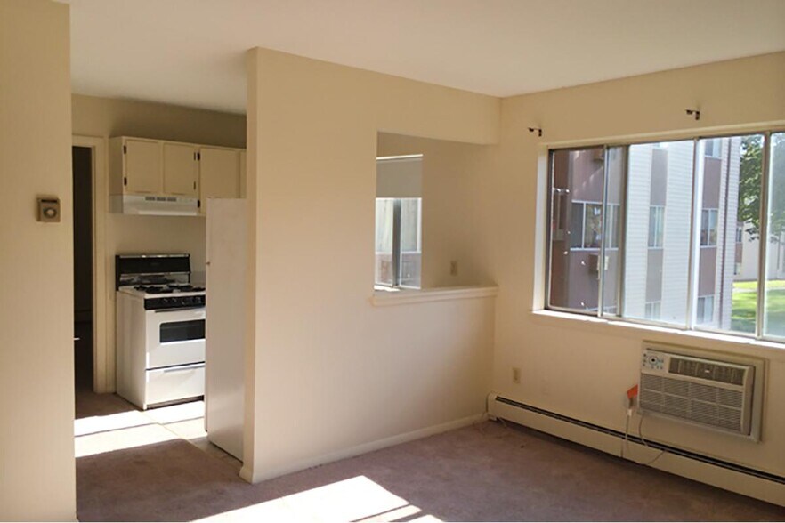 East Bay Apartments 165 Winthrop St Taunton MA 02780 Apartment Finder