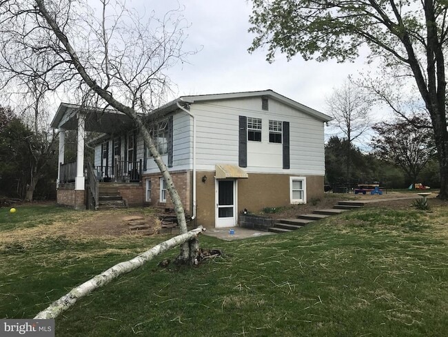 Building Photo - 3218 Fennel Rd