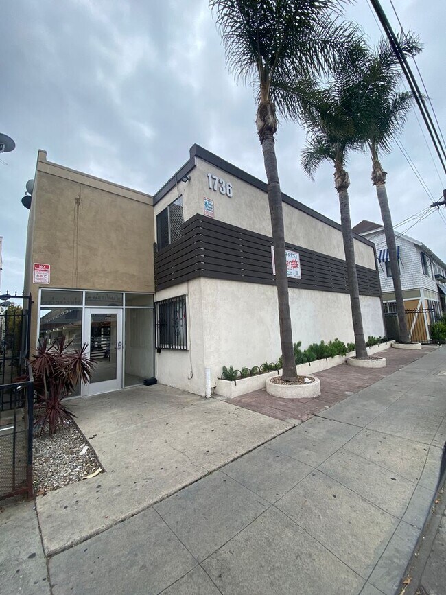 Building Photo - p1736