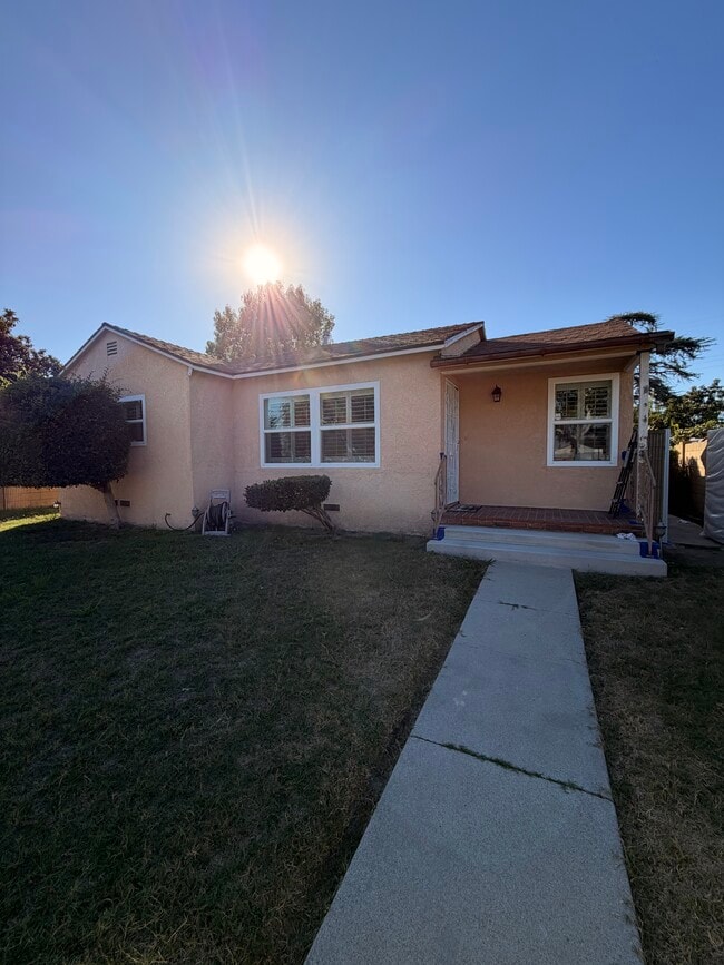 Building Photo - 13247 Columbia Way