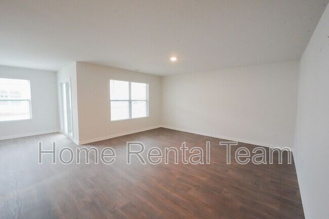 Building Photo - 431 Coconut Dr