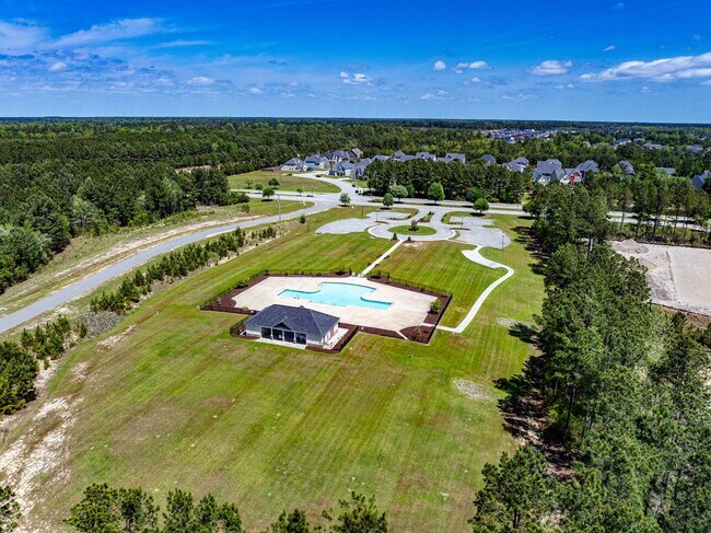 Building Photo - 408 Blockade Shl Ln