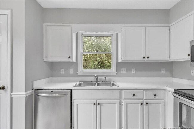 Building Photo - 4725 Grandison Ct