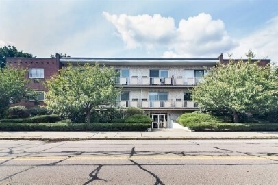 Building Photo - 383 Langley Rd