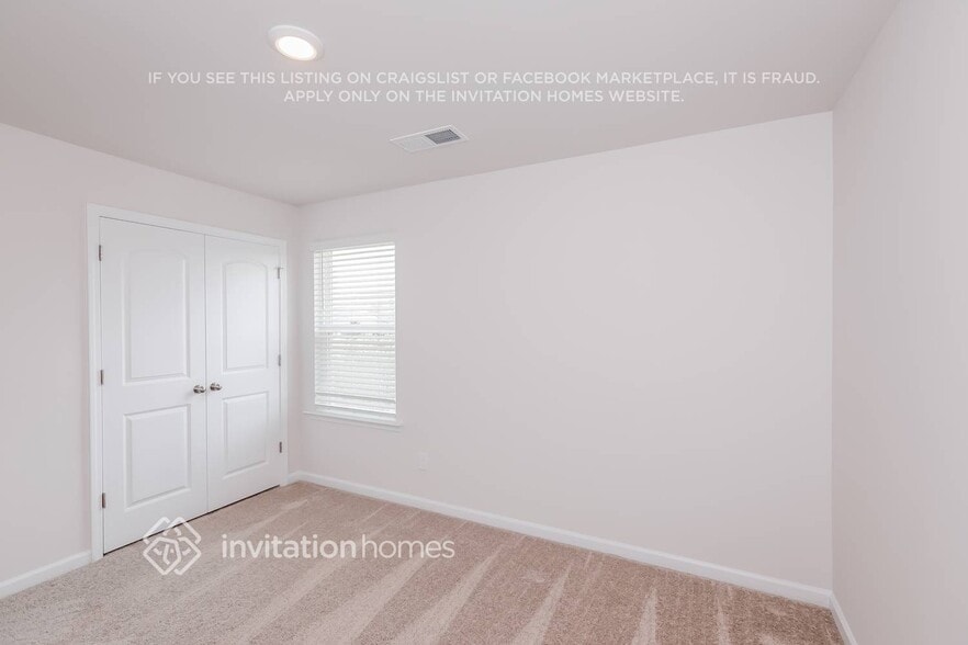 Building Photo - 4014 Weddington Pointe Dr