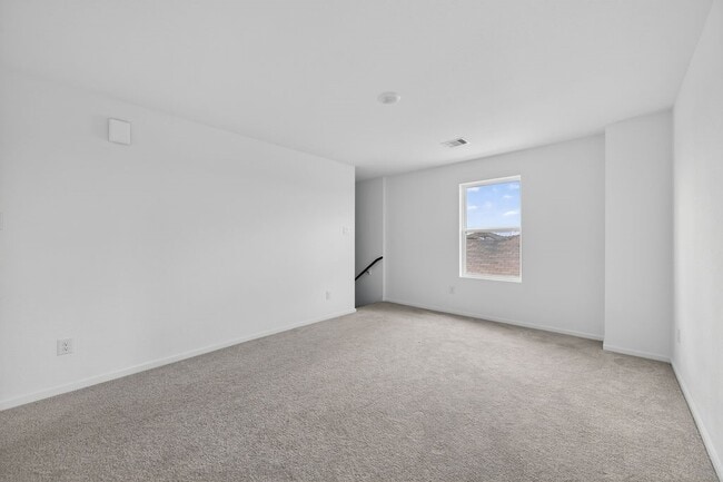 Building Photo - 26719 Prairie Smoke Ln