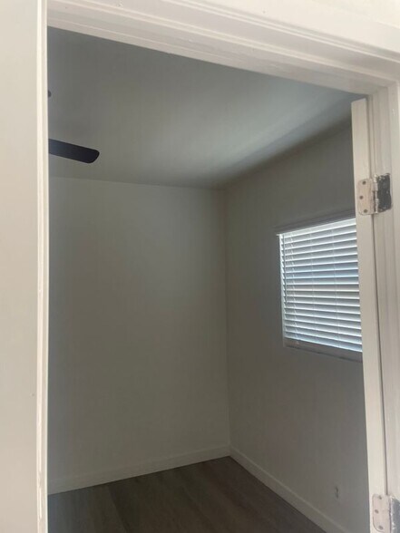 Building Photo - 5509 Cerritos Ave