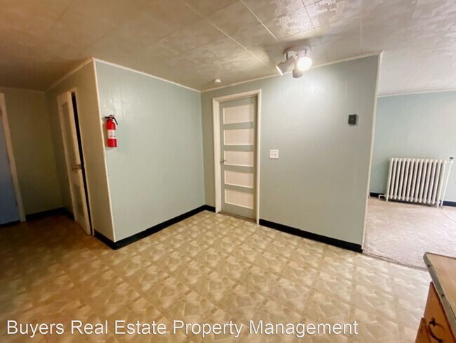 Building Photo - 8414 Duben Ave