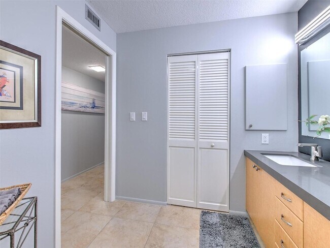 Building Photo - 741 Bayport Way