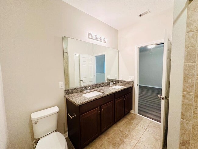 Building Photo - 17522 Promenade Dr