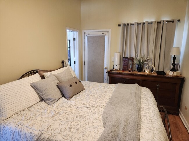 Building Photo - 100 Lesley Ln