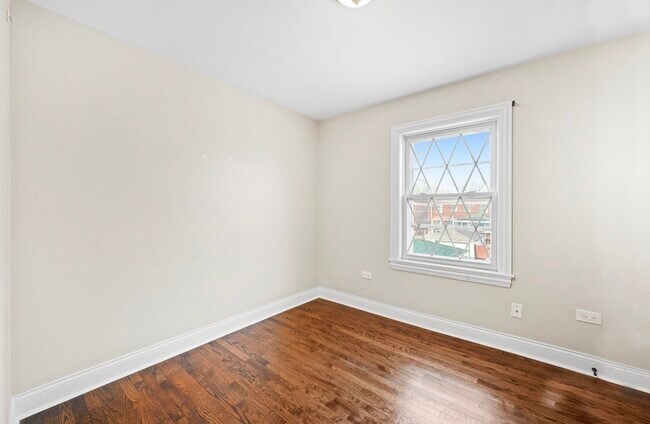 Building Photo - 6350 S Lockwood Ave
