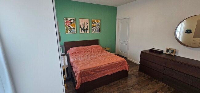 Building Photo - 4911 Key Lime Dr