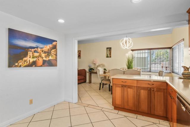 Building Photo - 613 Point Vicente Ct