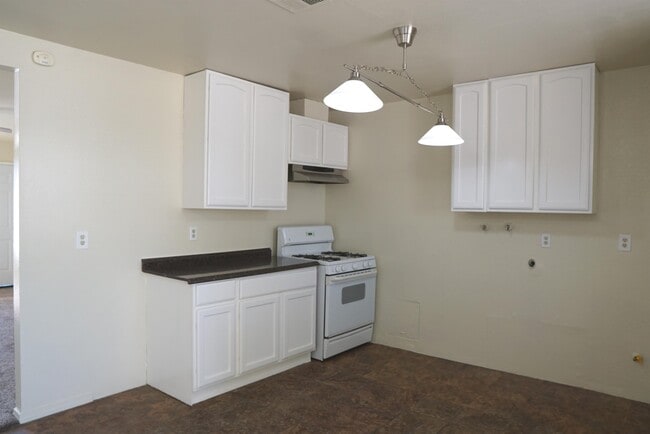 Building Photo - 52601 Avenida Navarro