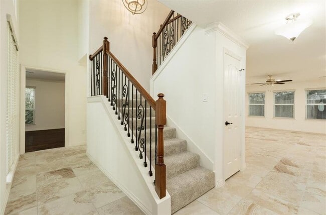 Building Photo - 5807 Boyce Springs Dr