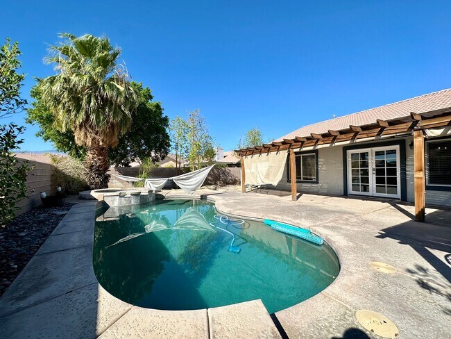 Building Photo - COMING SOON!! STUNNING 4 Bedroom 2 Bathroom POOL home in La Quinta