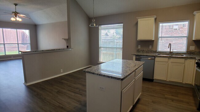 Building Photo - Coming Soon