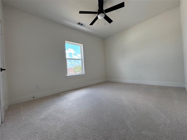 Building Photo - 4444 Fatima Dr