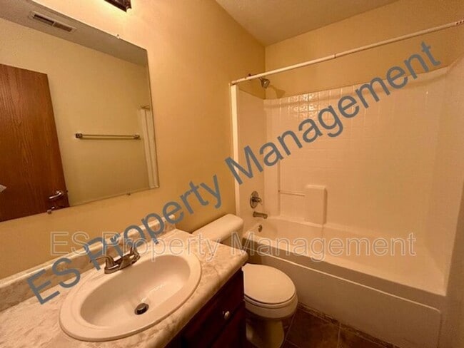 Building Photo - 11133 Autumn Creek Ct