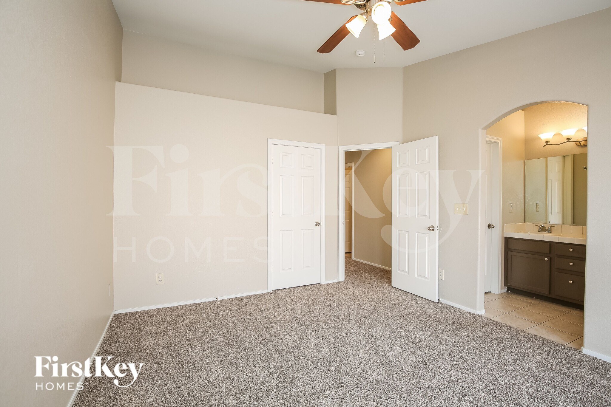 Building Photo - 8004 Verde Springs Dr