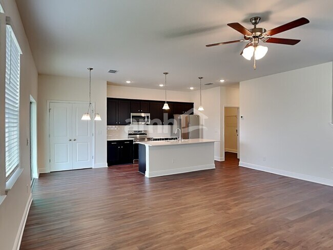 Building Photo - 2793 Ponds Trl