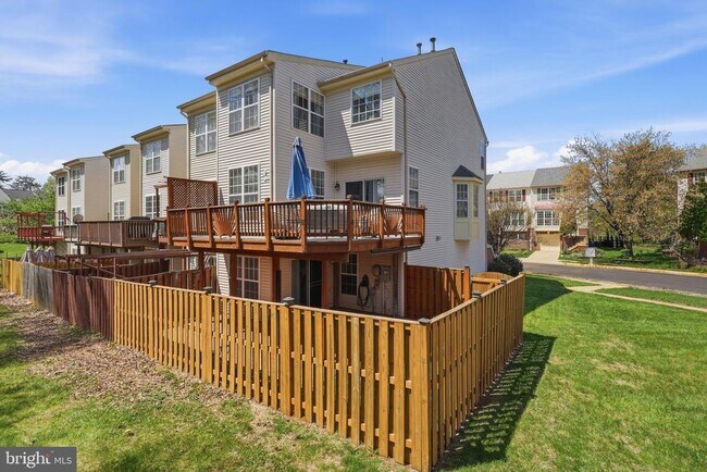 Building Photo - 8110 Cerromar Way