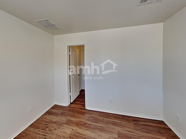 Building Photo - 17248 W Marshall Ln