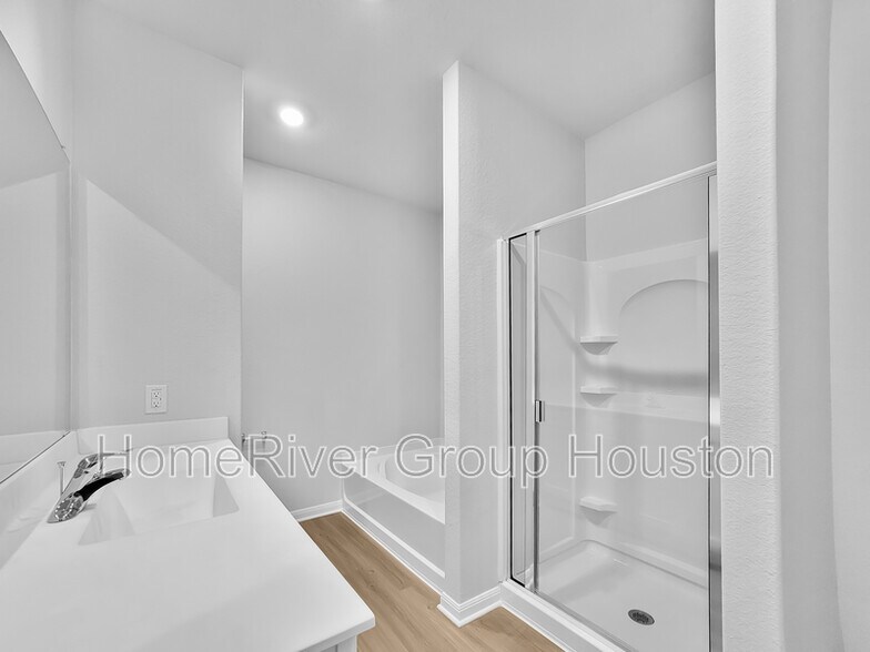 Building Photo - 2510 Green Jasper Dr