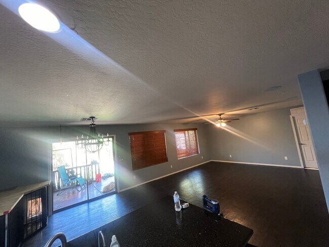 Building Photo - 8064 W Rushmore Way