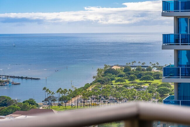 Building Photo - Sky Ala Moana (West) #3001 - Fully furnished 2 BR/2 BA/2 parking