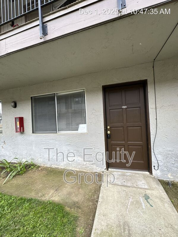 Primary Photo - 1863 Emma Lee Ln