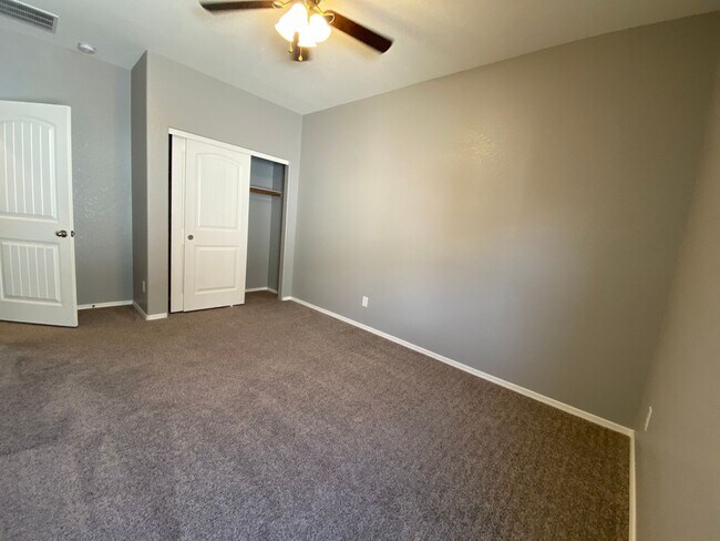 Building Photo - 4BR/2BA/2CG, 1906 sq.ft. rental in Sierra Vista, AZ