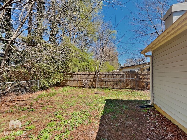 Building Photo - 3151 Cruse Rd NW